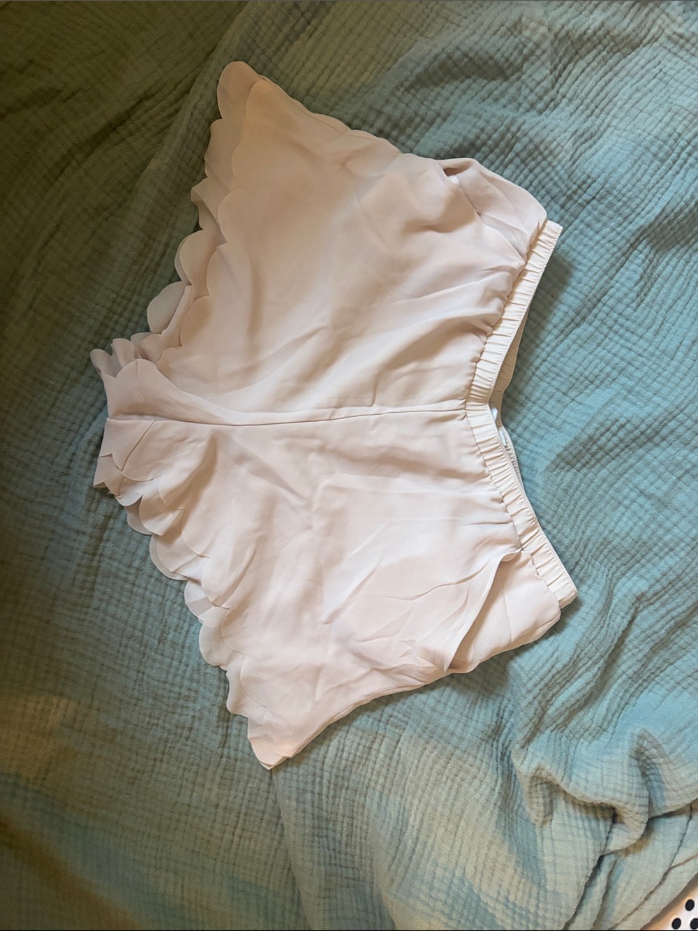 LC Lauren Conrad Pale Pink Scallop Hem Shorts